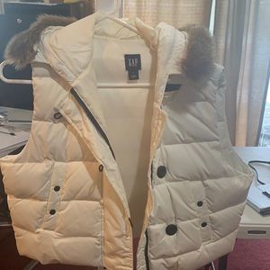 Faux fur, puffer vest with removable fur